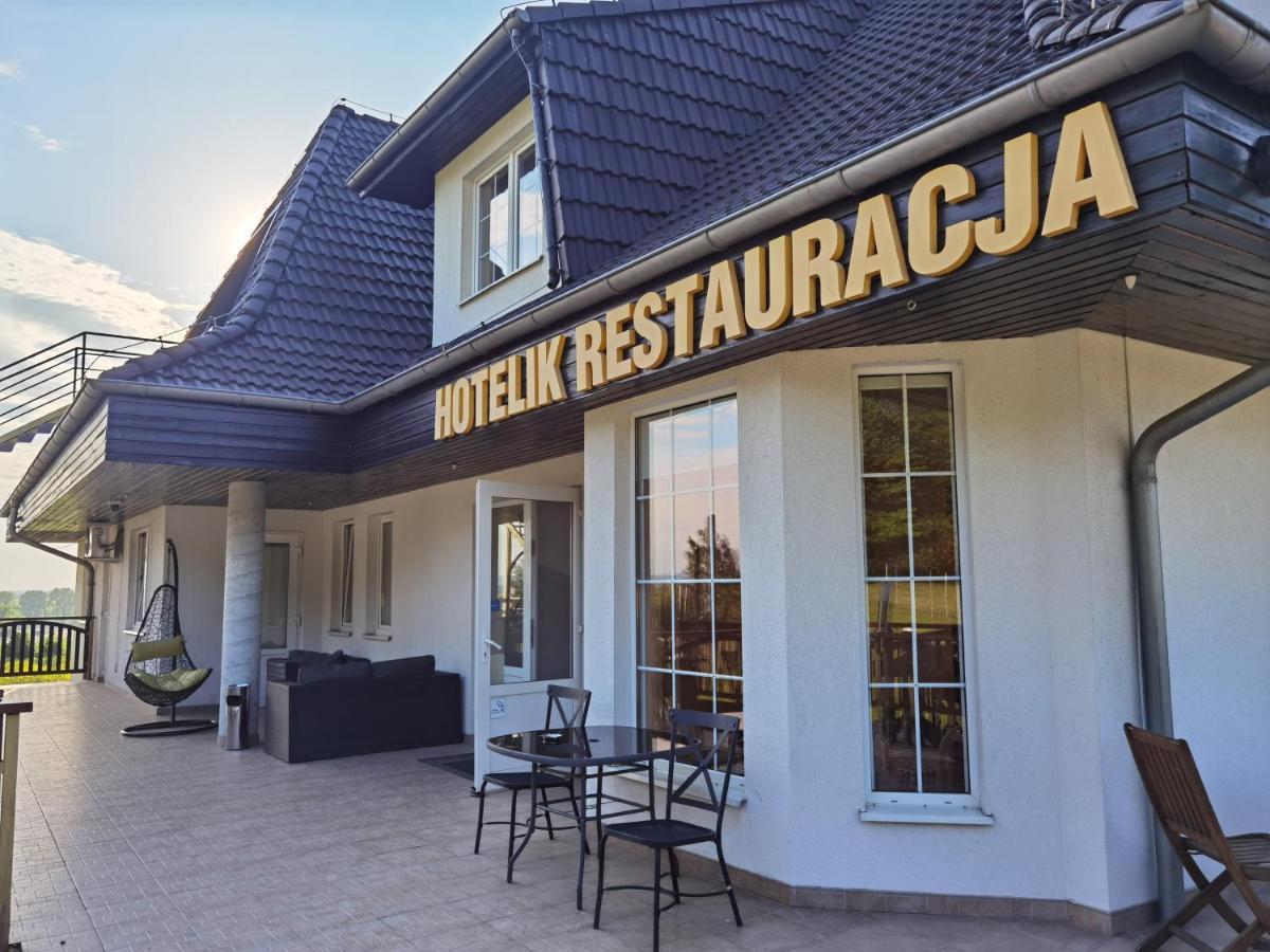 Hotelik Dworek Legnickie Pole 4Km Od Legnicy Exterior foto